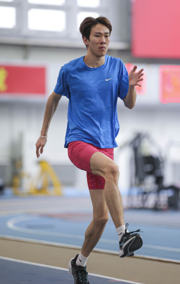 乐竞体育：助你实现运动梦想的舞台